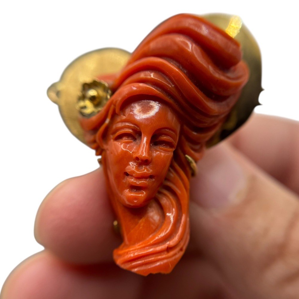 Vintage 18k Coral Hand Carved Woman Face Brooch Pin Gold Tone‎ Art Nouveau Style